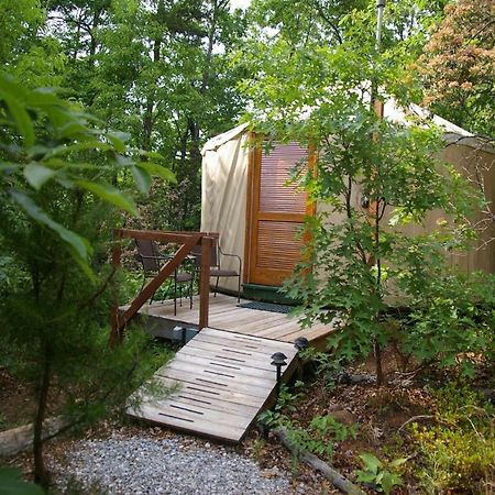 Cedar House Inn & Yurts Dahlonega Exterior foto