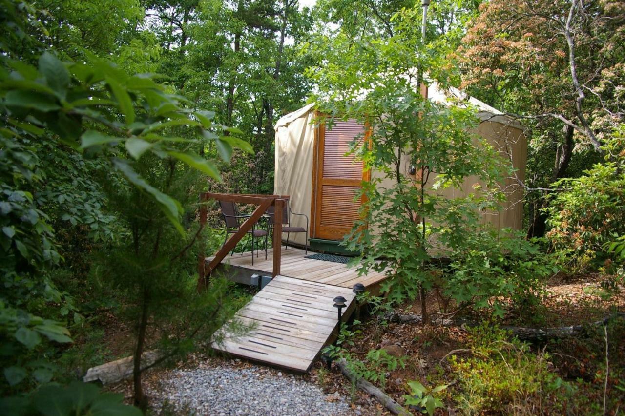 Cedar House Inn & Yurts Dahlonega Exterior foto